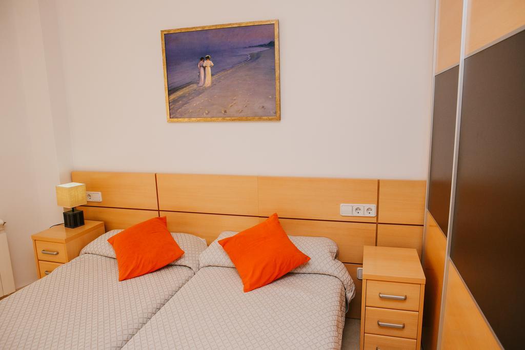 ברצלונה Apartamentos Navas מראה חיצוני תמונה